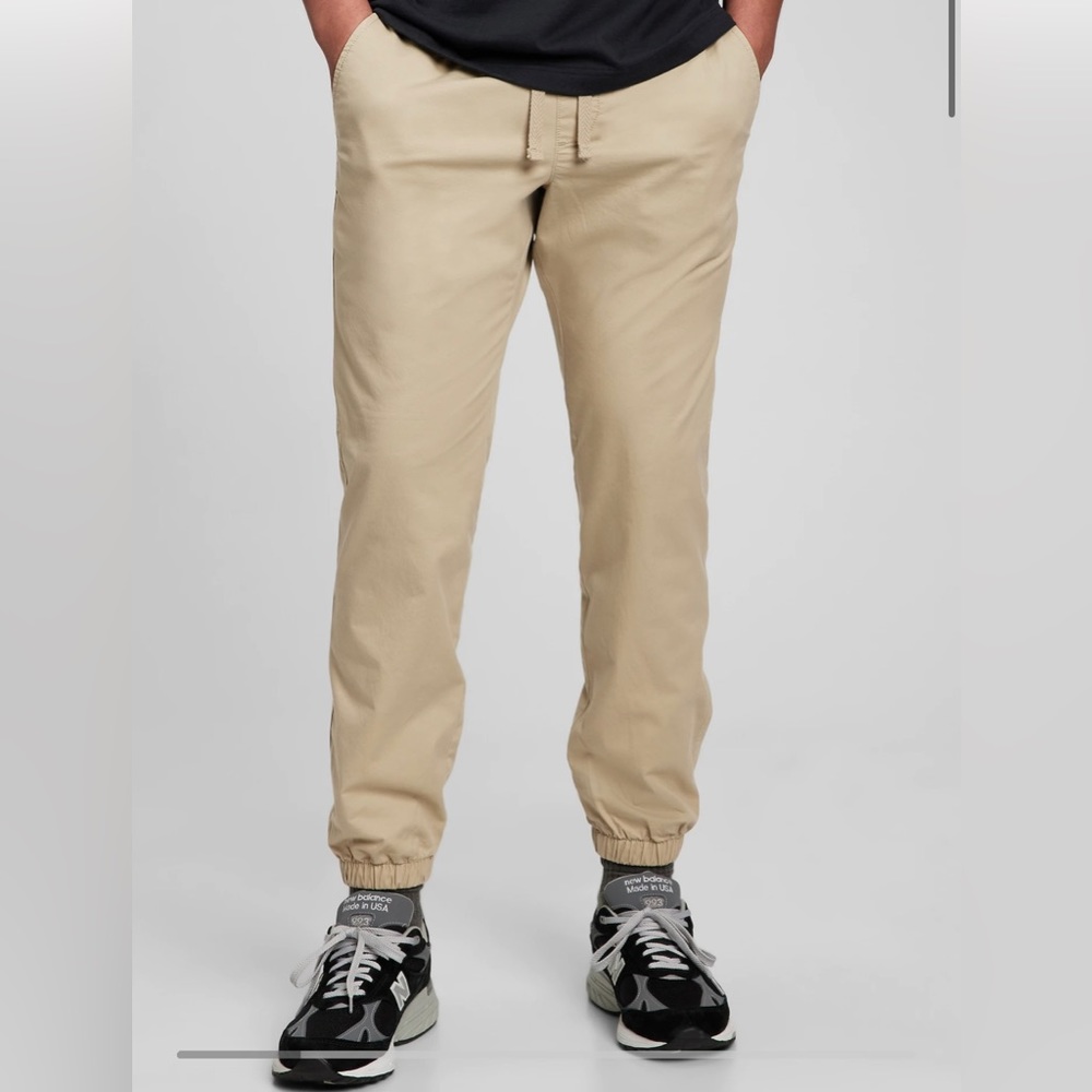 Gap beige twill joggers size medium